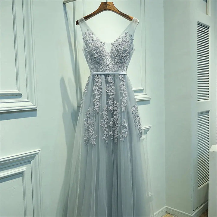 Elegant Tulle Sleeveless Silver Long Prom Dresses